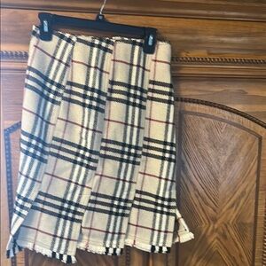 Burberry Novacheck plaid wool skirt size 38 EUC